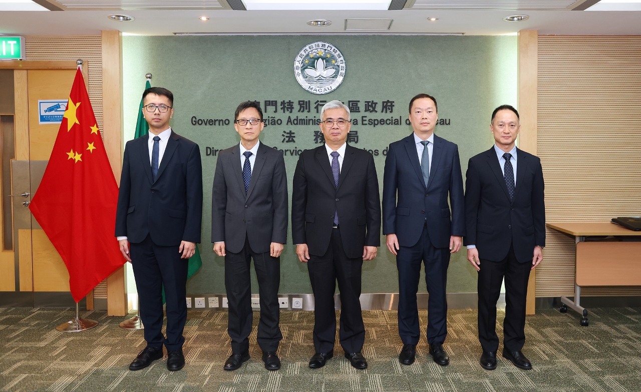 Lou Soi Cheong e Iao Hin Chit tomaram posse como Subdirectores da DSAJ.