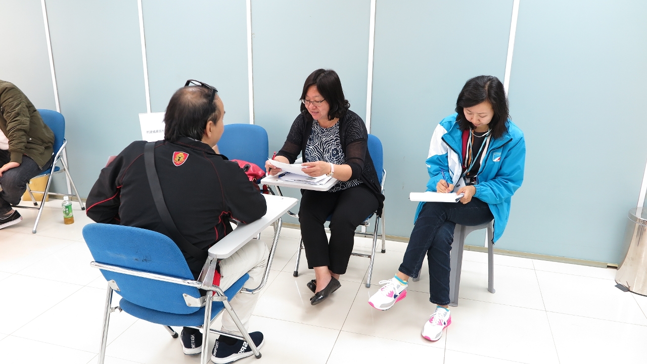 Conjugação in loco e entrevistas entre empregadores e trabalhadores