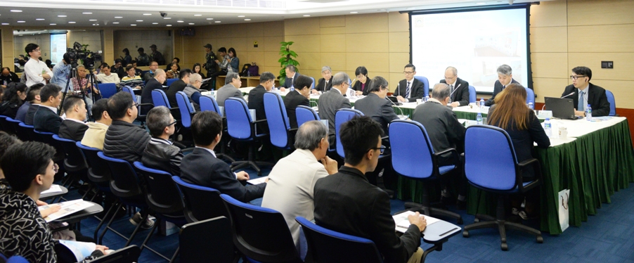 與會者共同探討社區治安情況