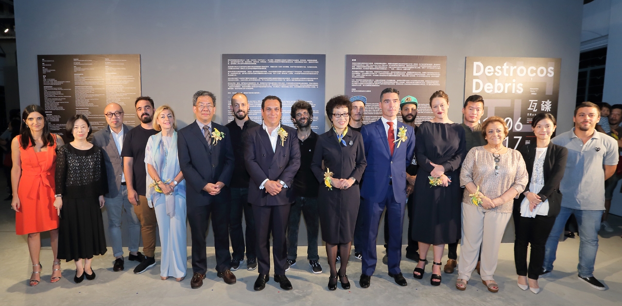 Group photo of the guests