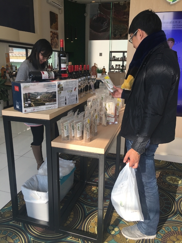 A actividade promocional está bem aceite pelos cidadãos e clientes