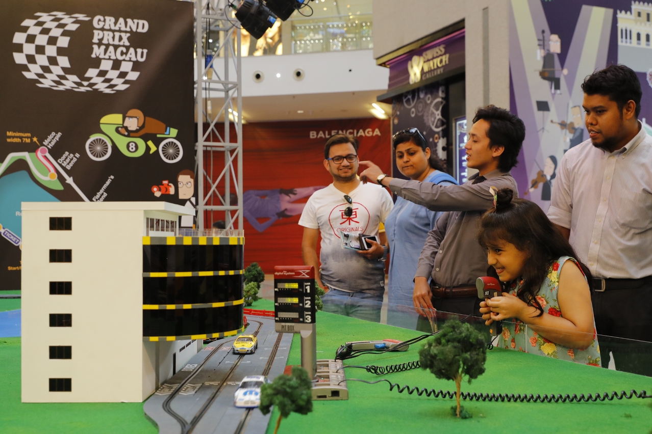 Road Show draws many visitors with smart technology combined with tourism, culture, sports and other elements