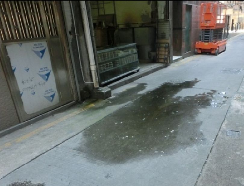 冷氣機滴水至公共地方影響他人
