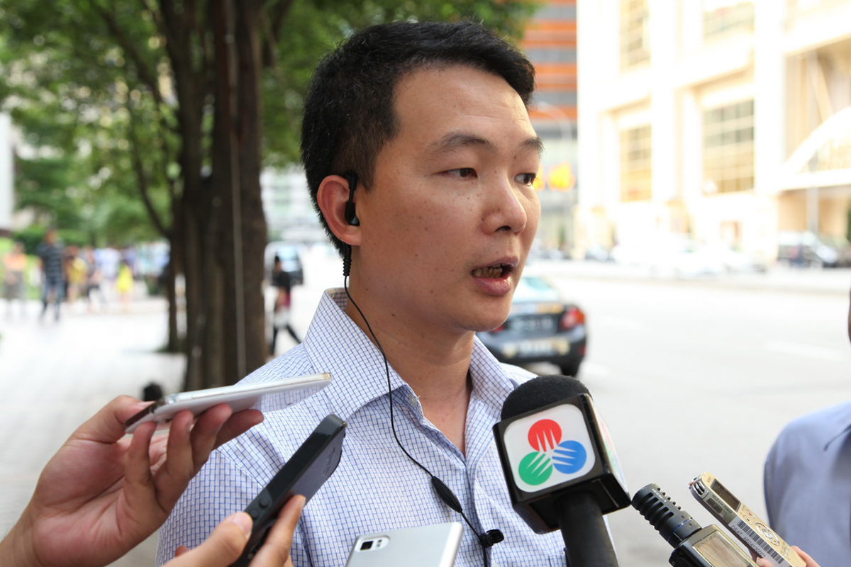 治安警察局容仕培警司接收訪問