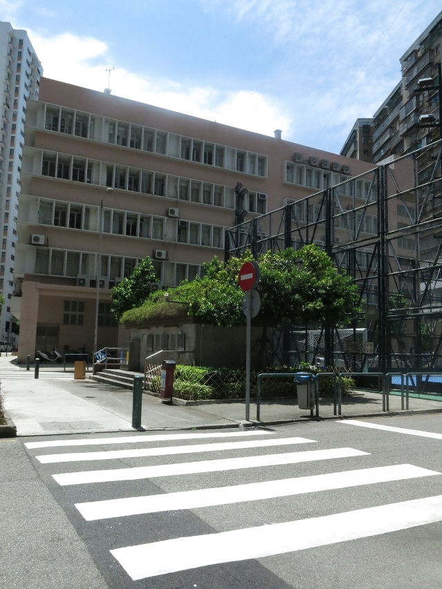 交通事務局完成翻新學校周邊道路的交通標線