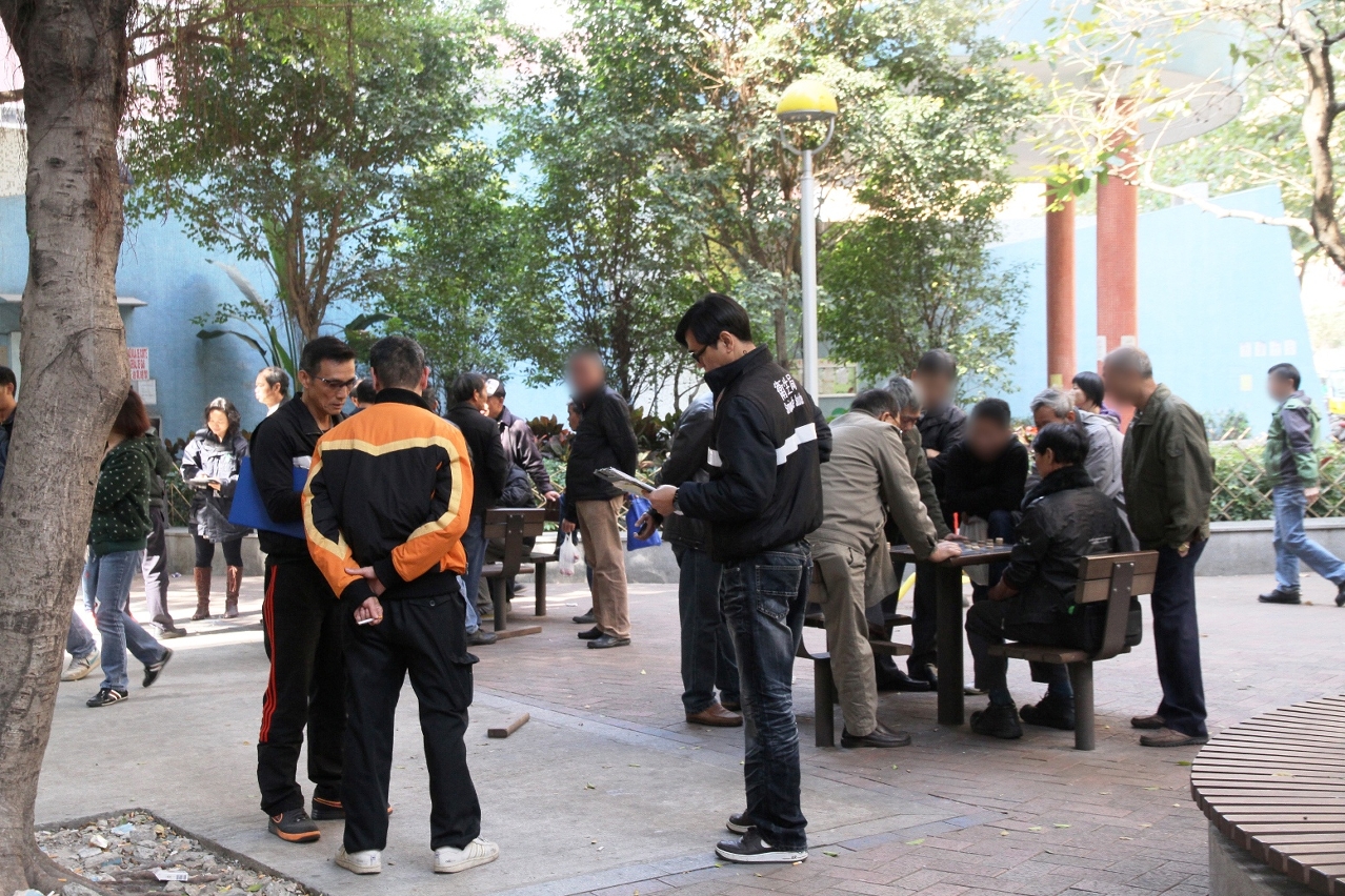 控煙執法人員巡查的情況