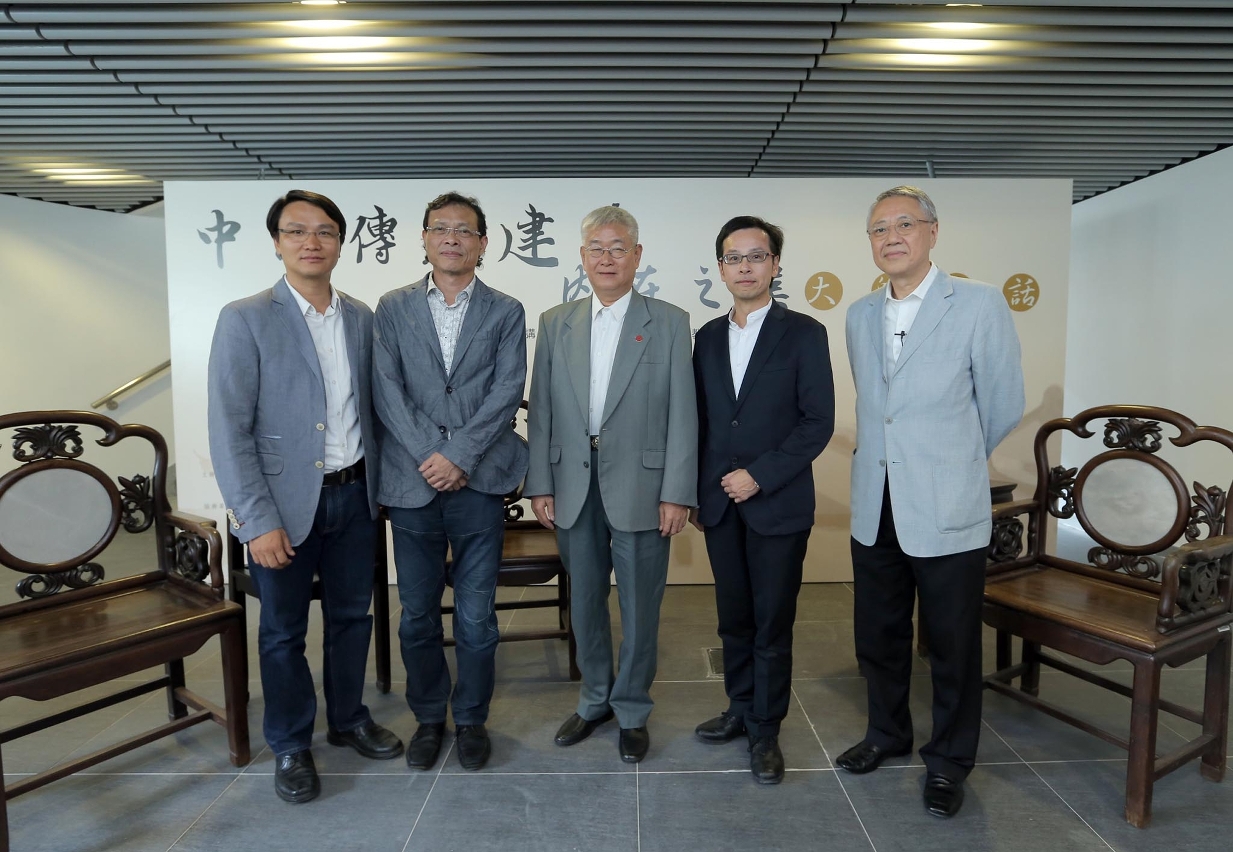 各嘉賓於“大師對話”活動後留影。