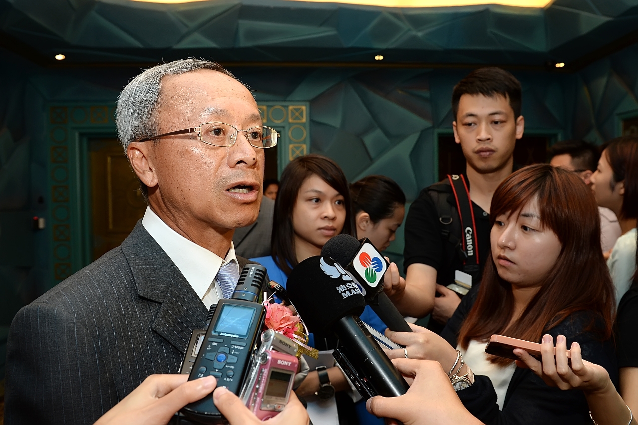劉仕堯：必嚴懲霸佔政府土地行為