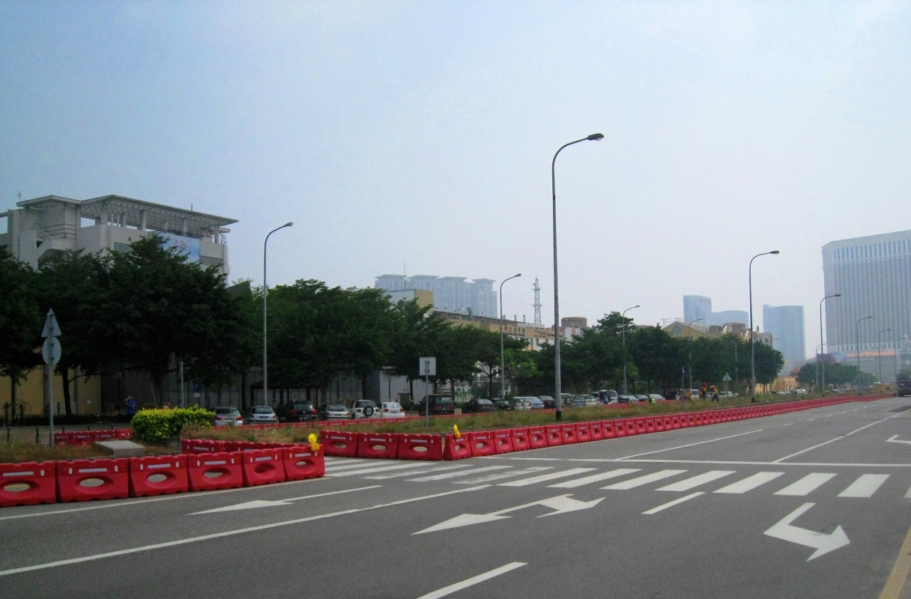 望德聖母灣大馬路今起雙向四線行車