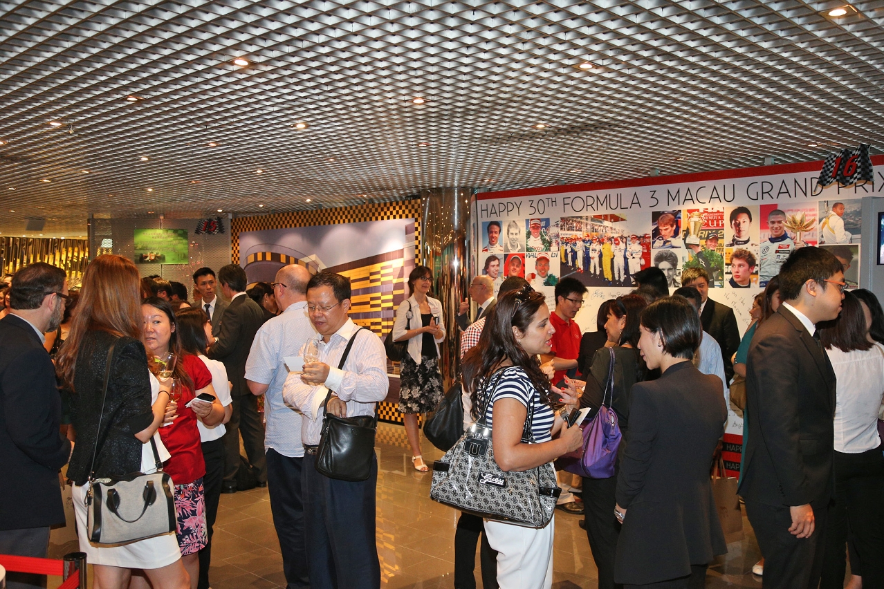 2.	MGTO’s market representatives discuss cooperation opportunities with local trade partners during AMM