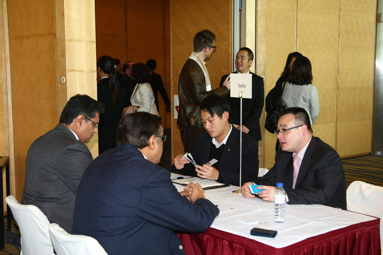 Mini marts for MICE and leisure tourism are held at the Macau Tower
