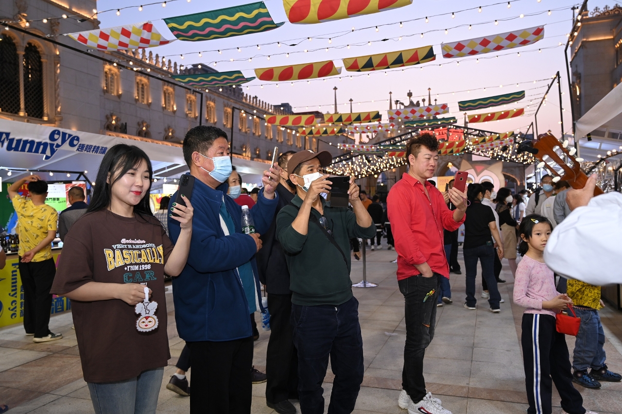 Mercado da edição anterior do “Vamos Desfrutar” (Hengqin) foi muito frequentado e animado