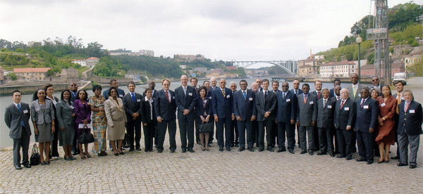 葡語國家聯盟最高審計機關大會的代表合攝於波爾圖