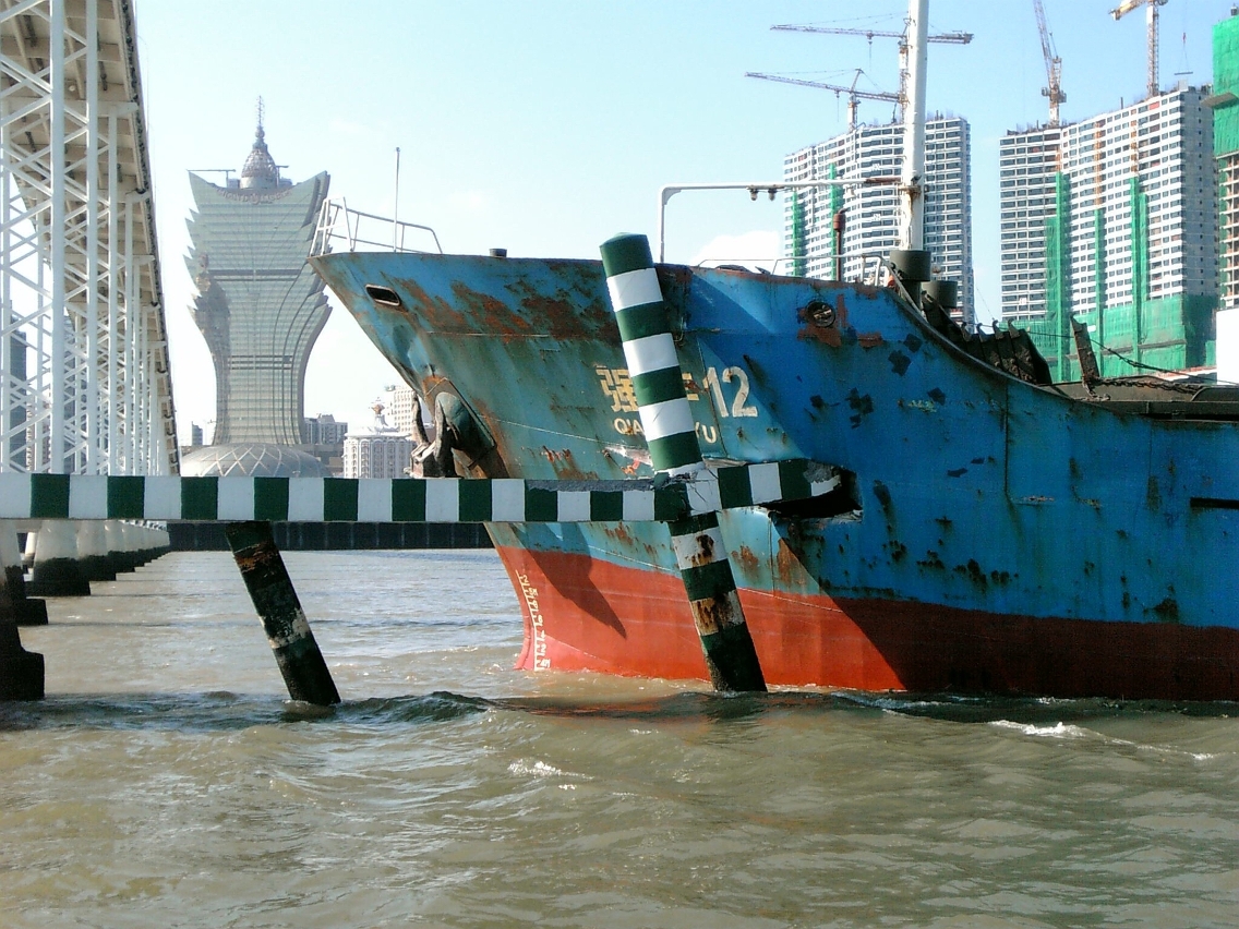 肇事船隻損毁嚴重