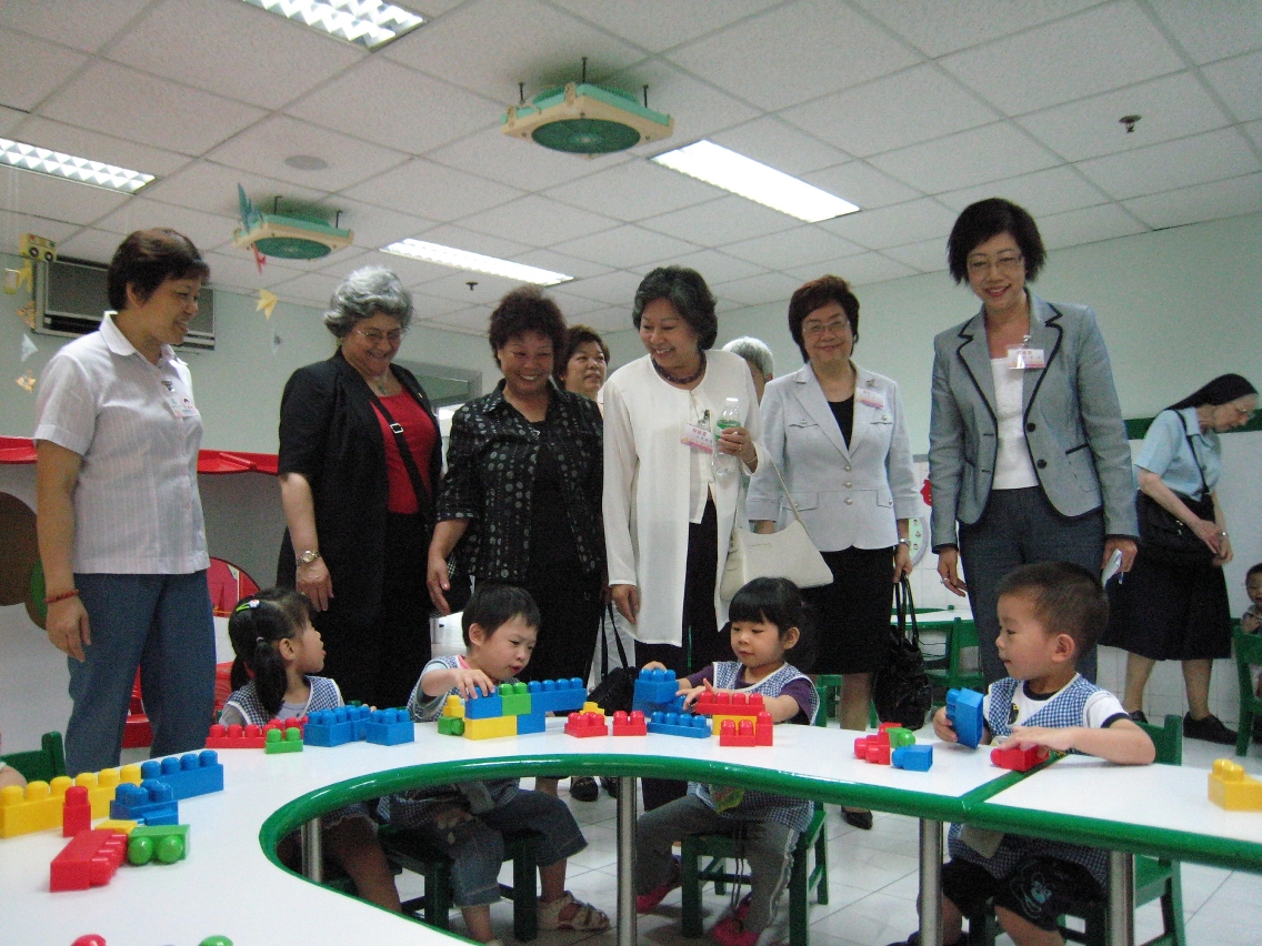 婦諮會委員參觀婦聯托兒所
