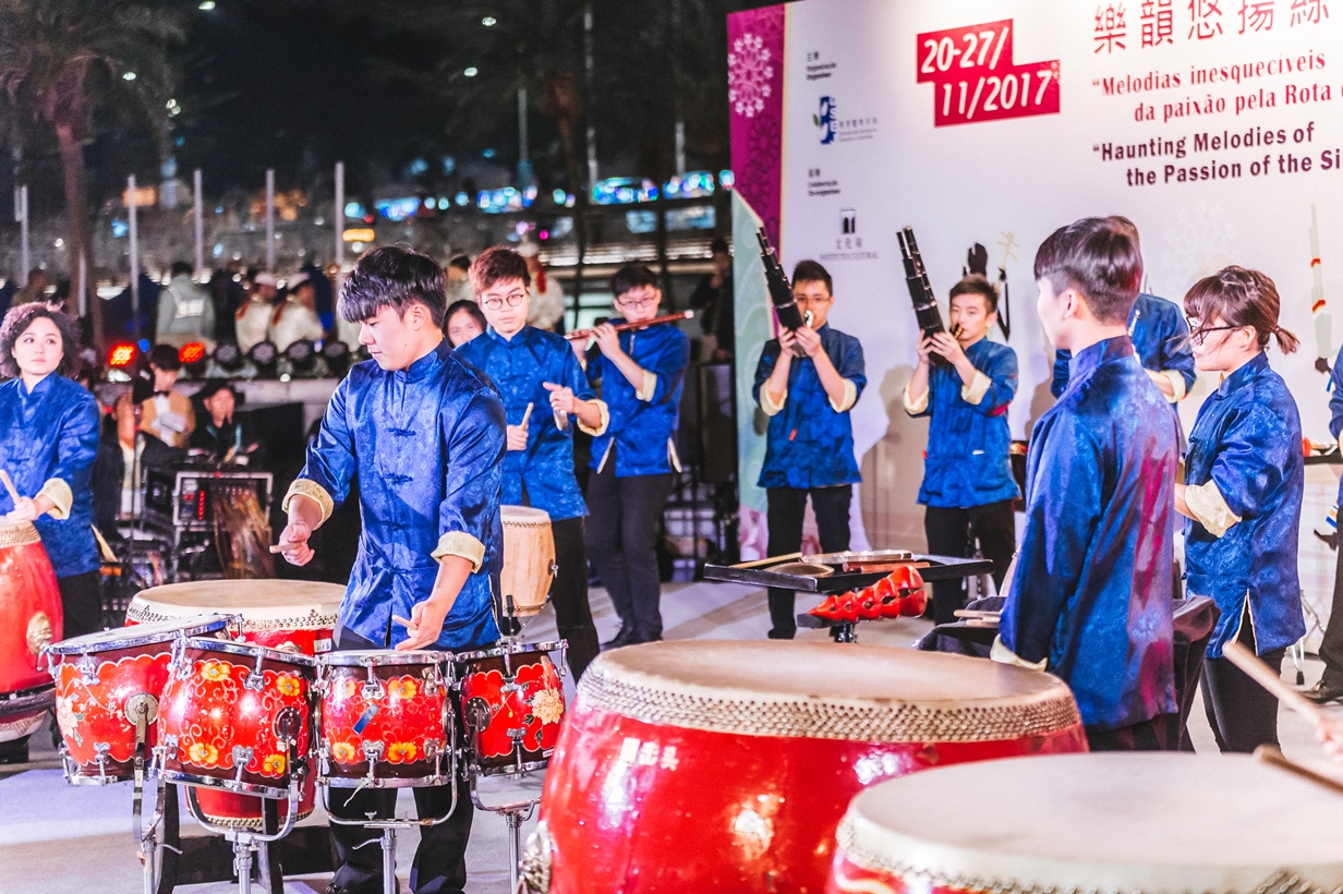 Exibição no exterior- Orquestra Chinesa da Juventude de Hong Kong