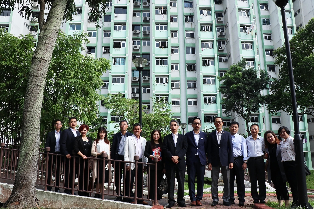 公屋委代表團參觀新加坡大巴窰組屋社區