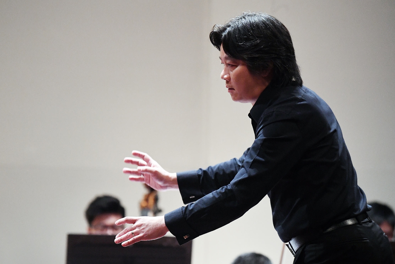 Maestro Assistente da Orquestra de Macau Francis Kan