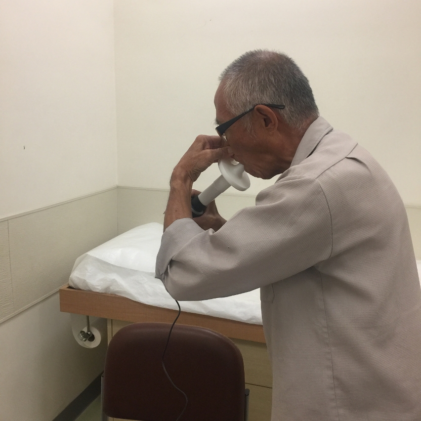 居民進行肺功能檢測