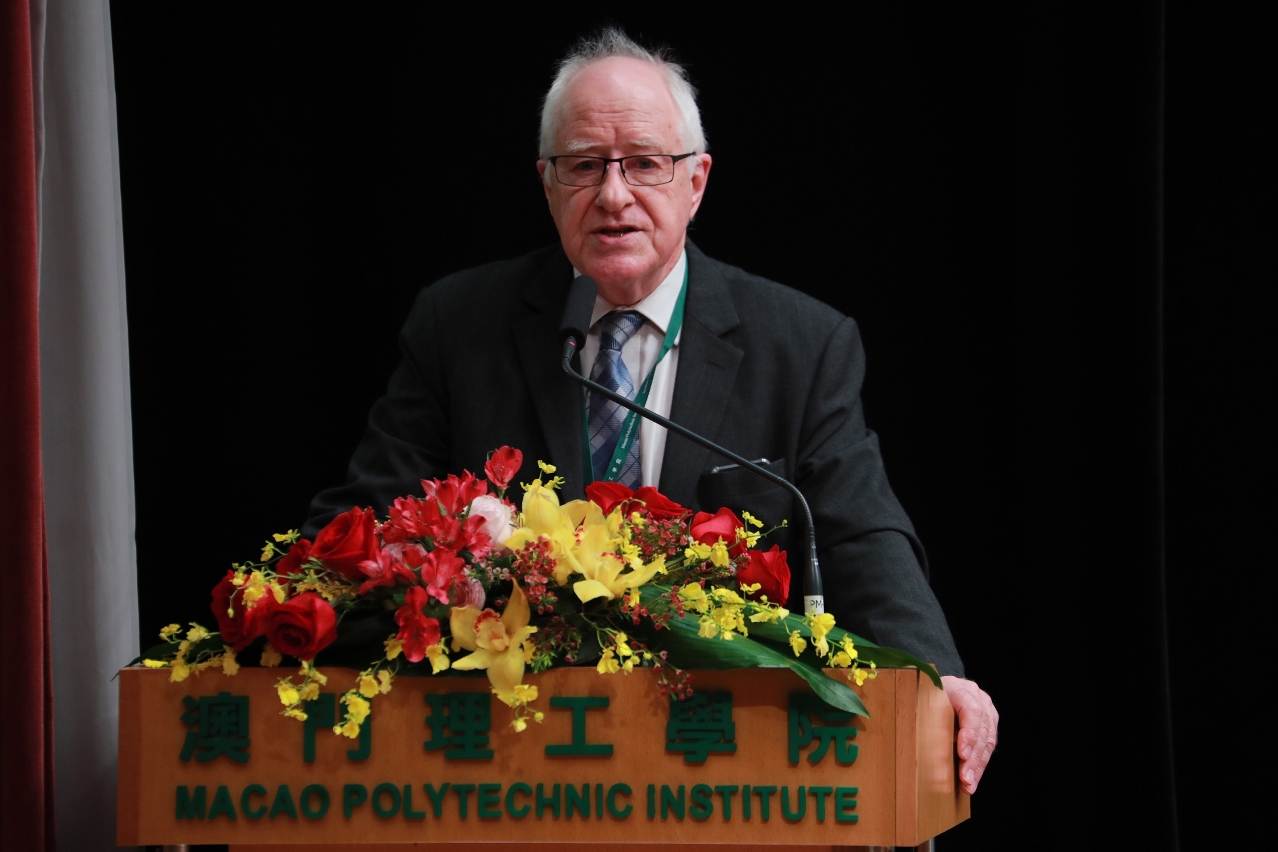Speech by Professor Roland Sussex on behalf of the judges