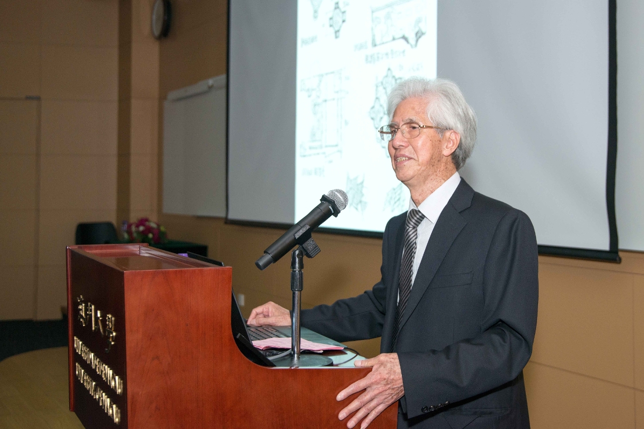 UM Honorary Doctor He Jingtang