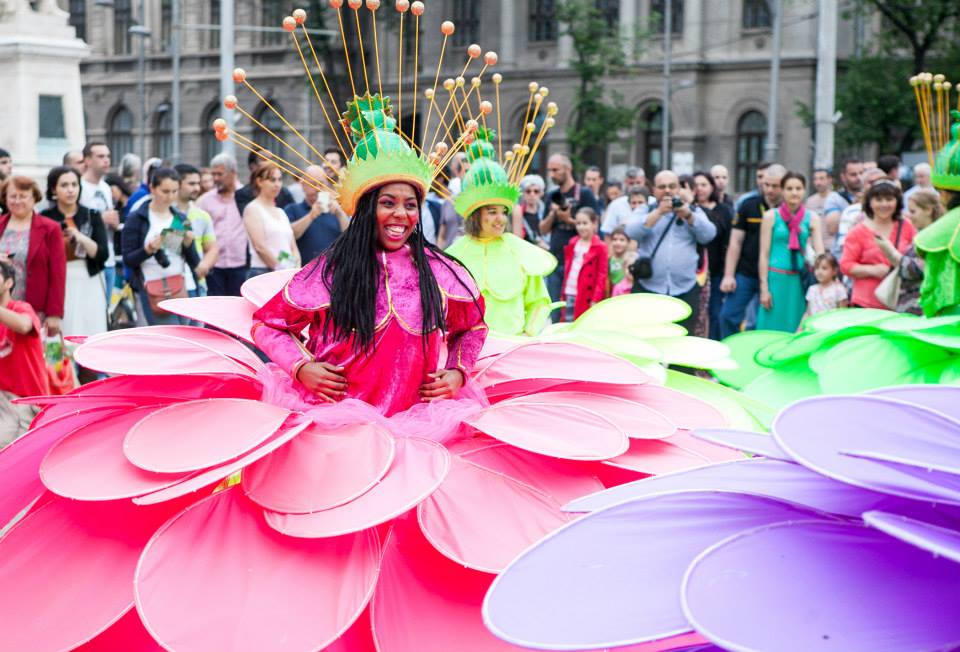 “Flower Parade” da França e do Brasil