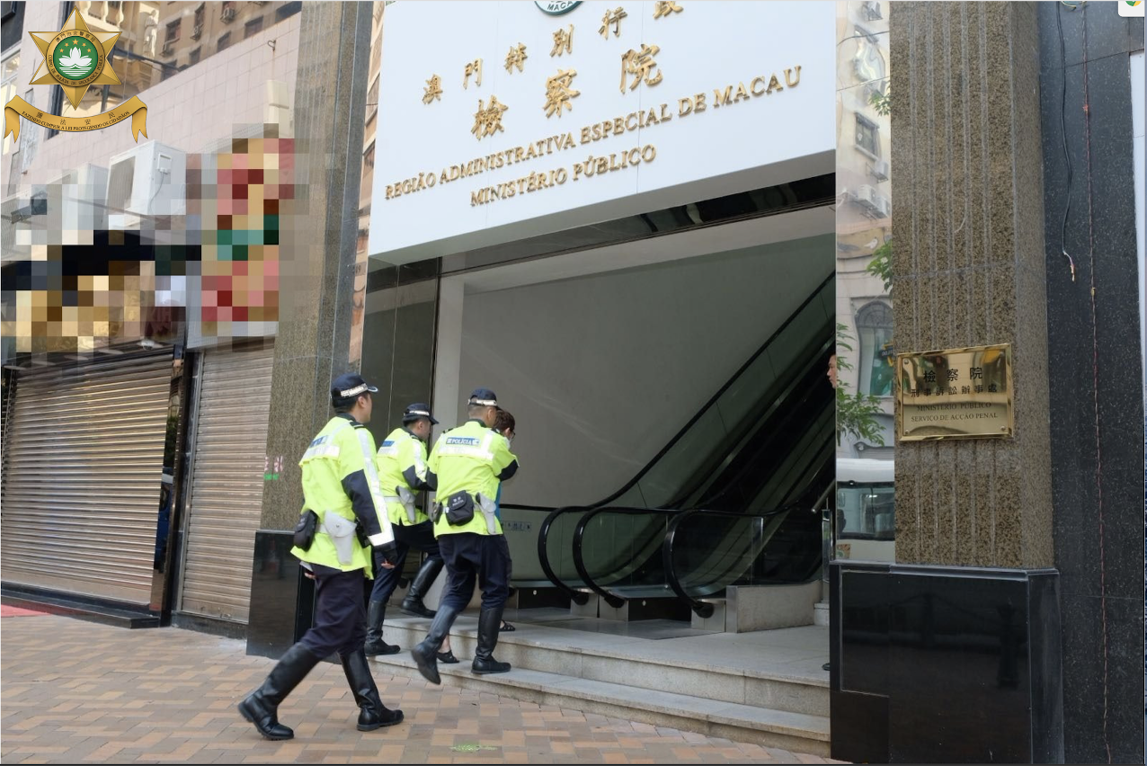 治安警移送嫌犯到檢察院作進一步處理01