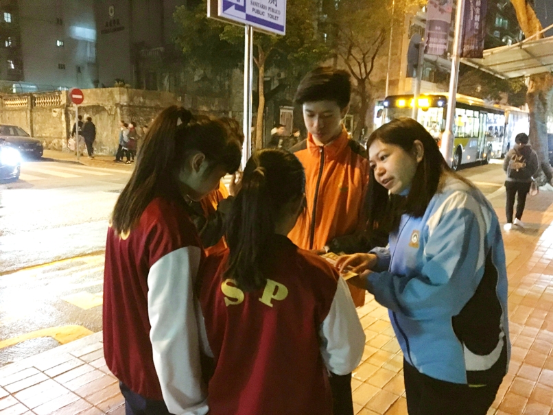 呼籲青少年外出活動時要注意自身安全