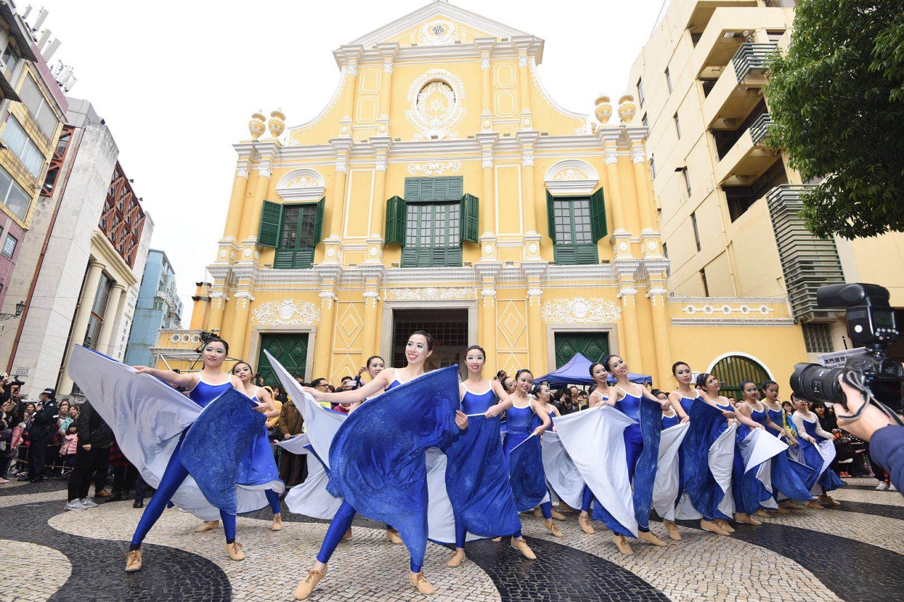 “2017 Macao International Parade” features a new route revealing the city’s charm and celebrating Macao’s Handover with the public and wonderful moments of Macao’s history and present