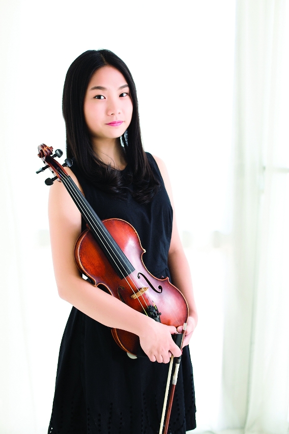 A violinista Lo Cheng Io