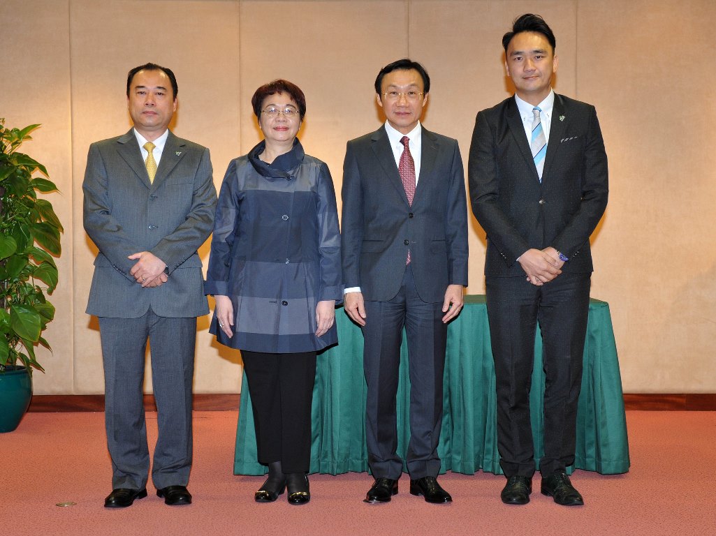 教青局人員就職儀式：陳旭偉任青年廳廳長，龔志明任教育廳廳長
