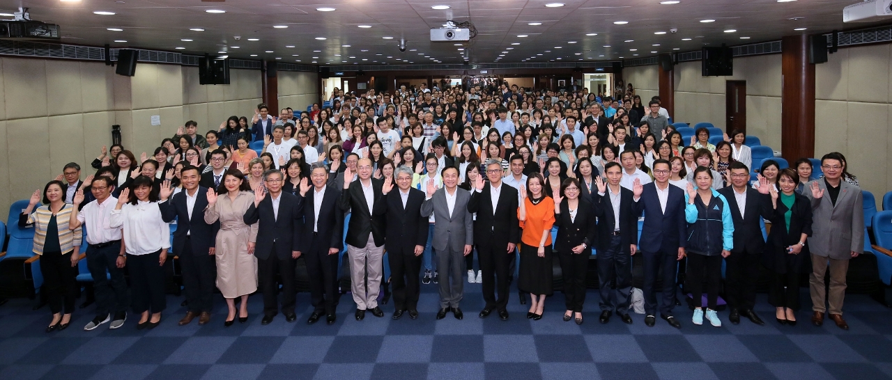 Foto conjunta dos participantes