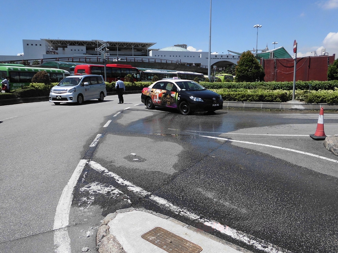 IACM lança obra de repavimentação entre viaduto do Terminal Marítimo de Macau e vias de ligação(3)