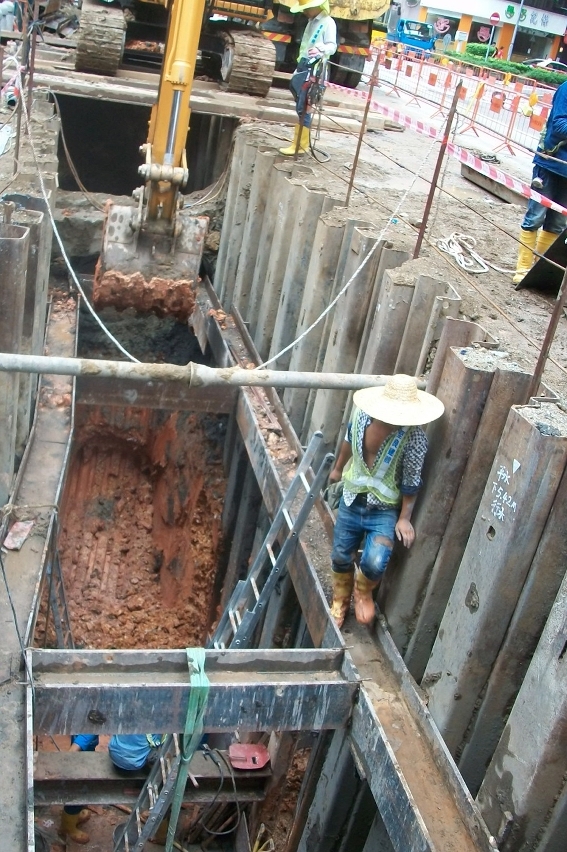 A nova estação elevatória de águas residuais tem uma profundidade de cerca de 10 m