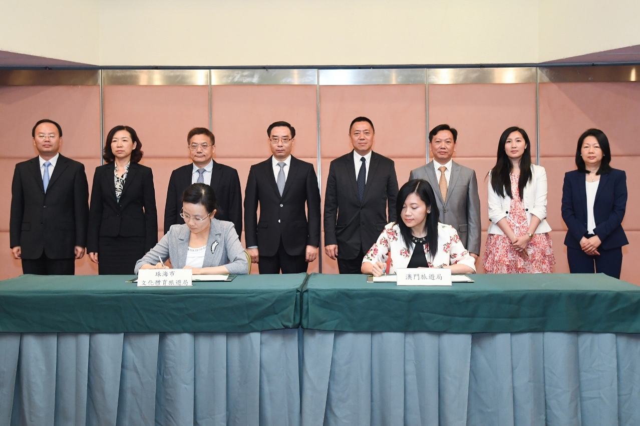3.	Assinatura do Acordo-Quadro de Cooperação em Desporto entre os Serviços da Cultura, Desporto e Turismo do Município de Zhuhai e o Instituto do Desporto do Governo da RAEM；