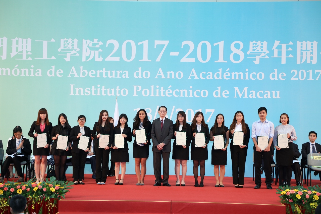 Awarding of scholarships to outstanding students by sponsoring organizations