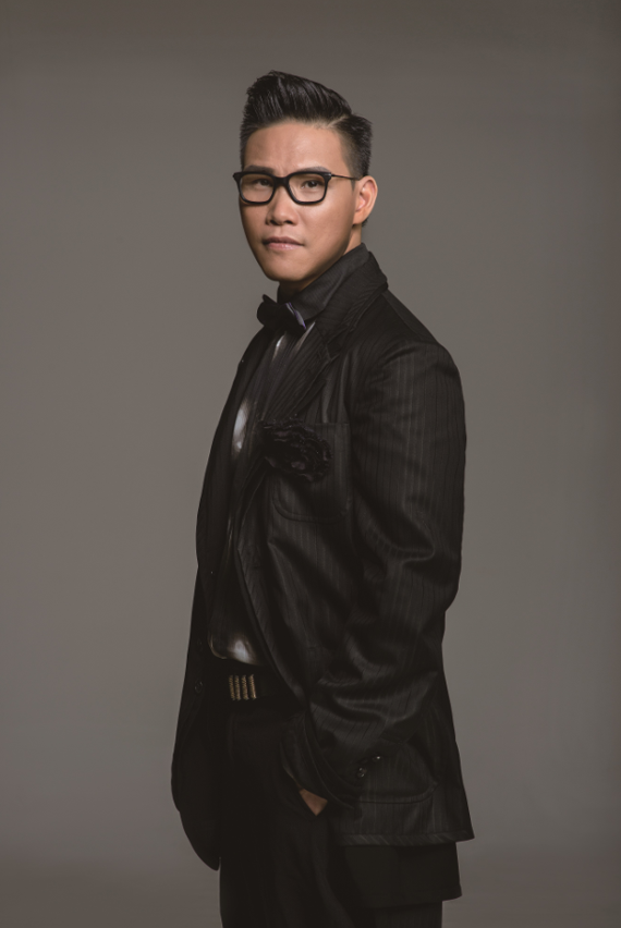 Cantor de Hong Kong William So coopera com a Orquestra Chinesa de Macau