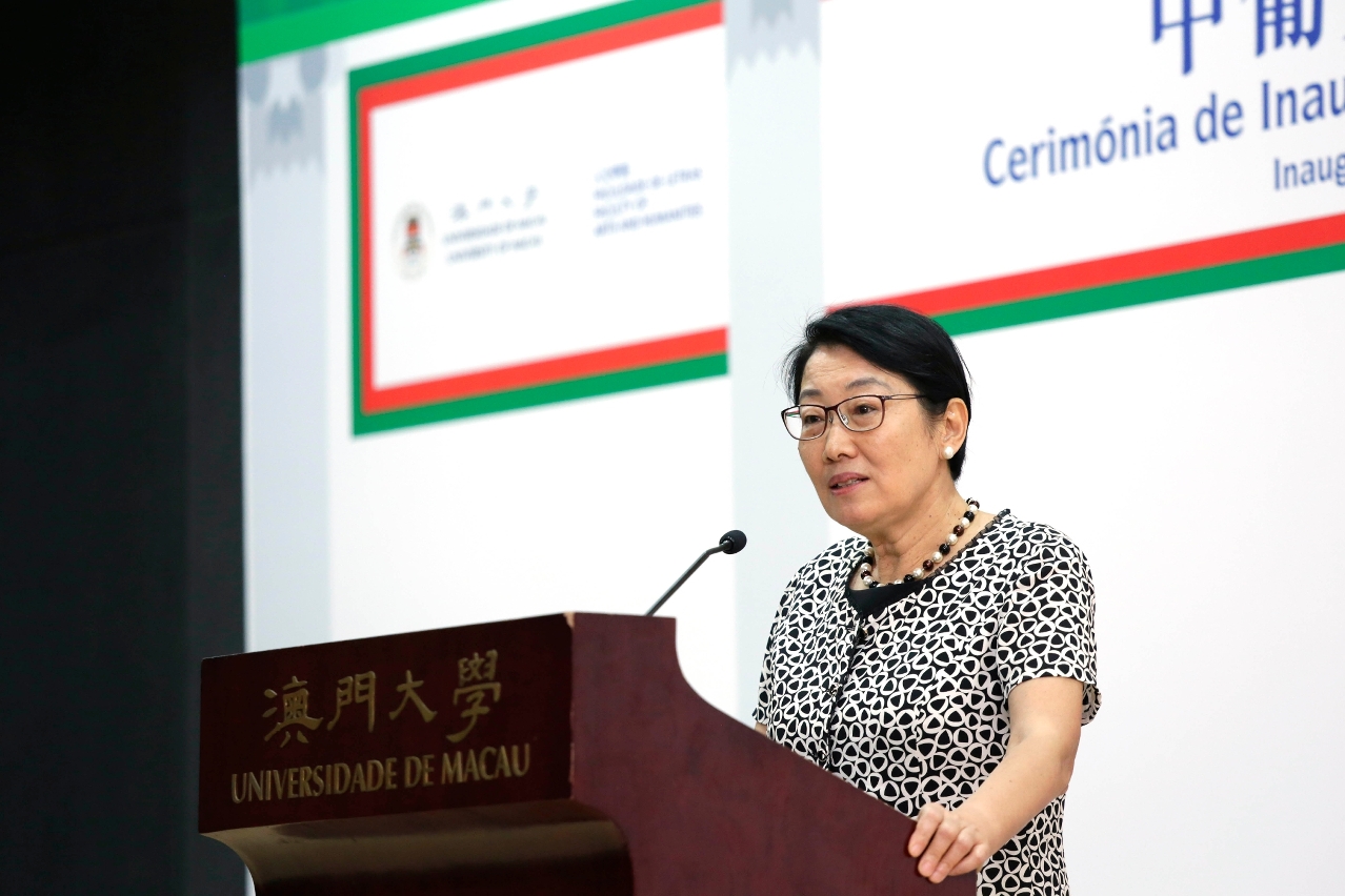 Hong Gang Jin explains the centre’s educational objectives