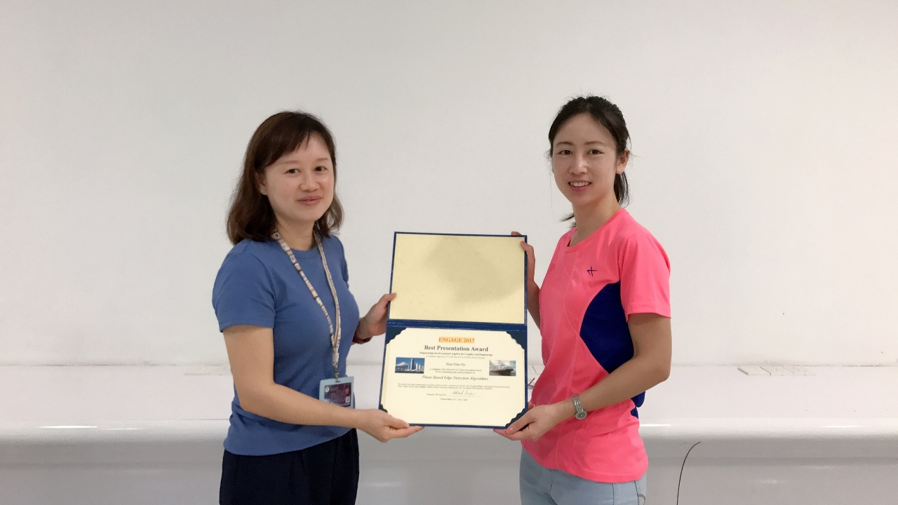 UM PhD student Hu Xiaoxiao receives the Best Presentation Award at Computer Graphics International.