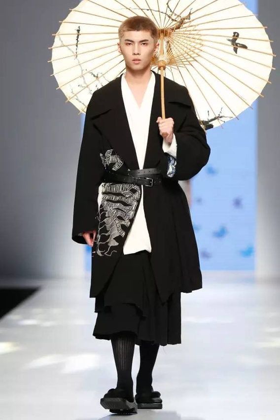 高肇朗的設計作品 「Kimono Now」