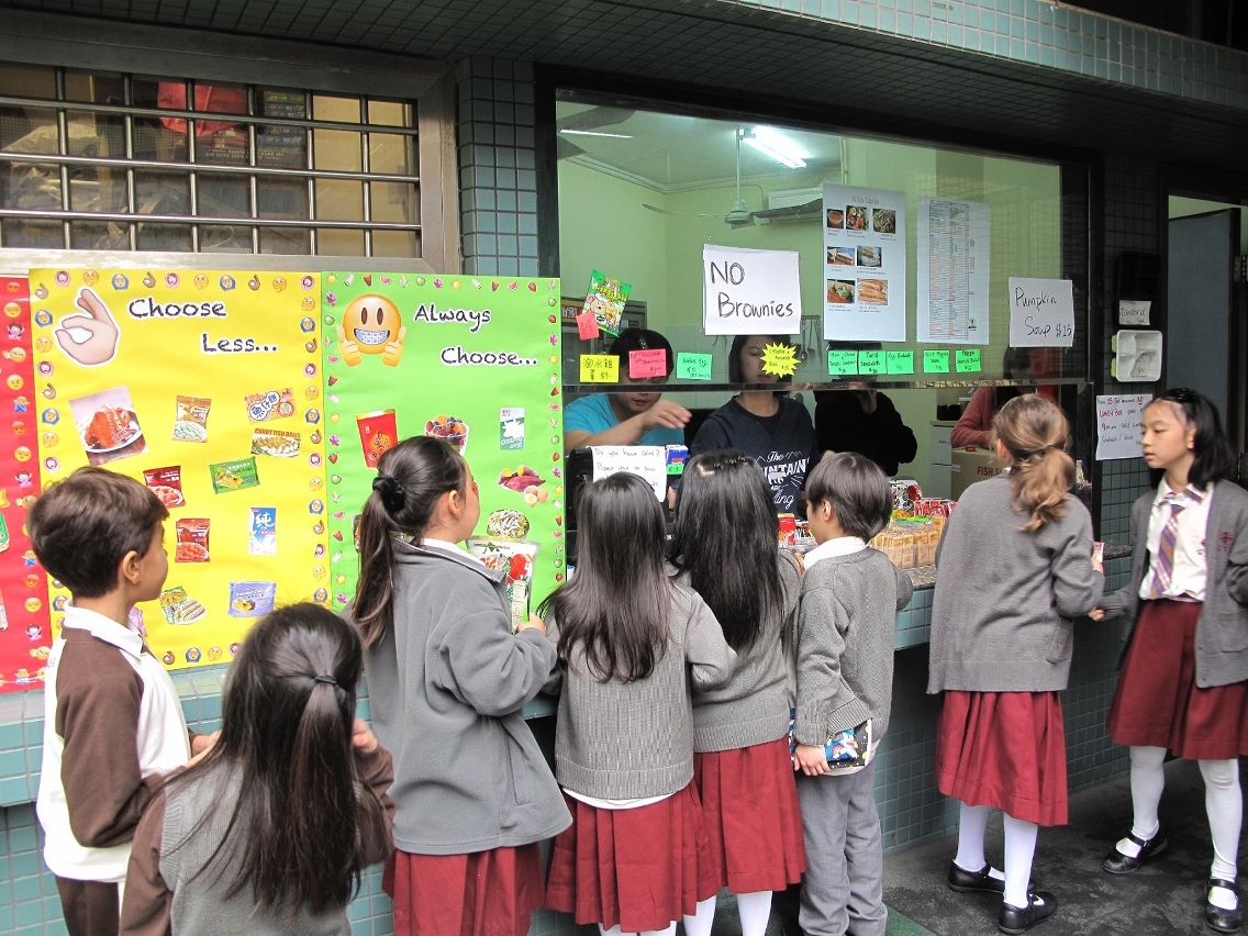 Apresentação simples de classificação nutritiva alimentar em bar escolar