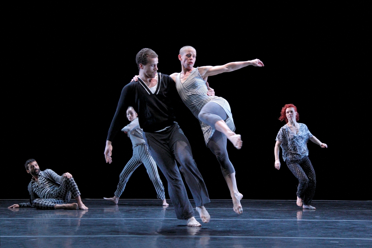 Dancers are welcome to register in the “Master class with the Bill T. Jones/Arnie Zane Company”. (Fonte da foto: GRIMUR BJARNASON)