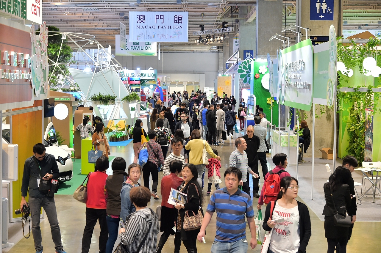 Participants praised the rich content and thoughtfully-designed services of the exhibition.