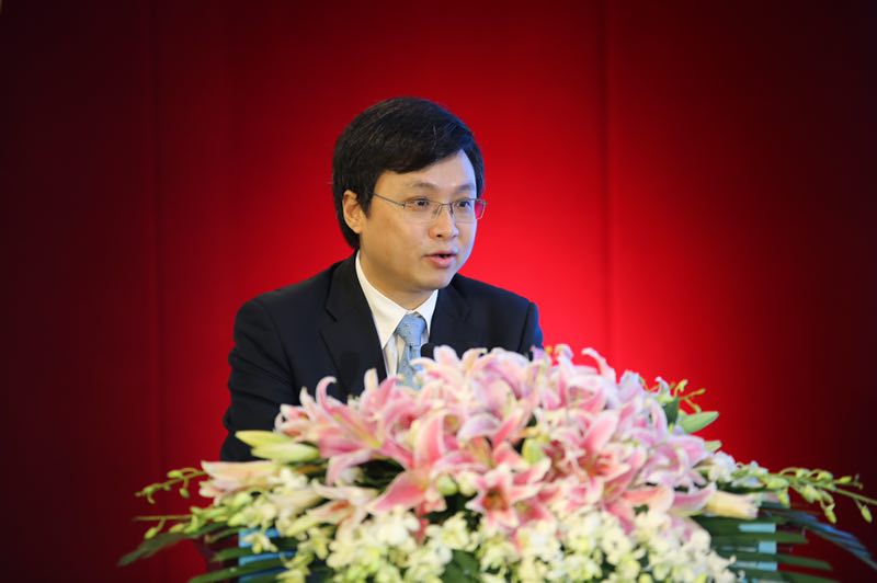 澳門理工學院副院長嚴肇基教授在語言大數據聯盟「啟迪未來」研討會上推介「中葡英機器翻譯聯合實驗室」科研專案