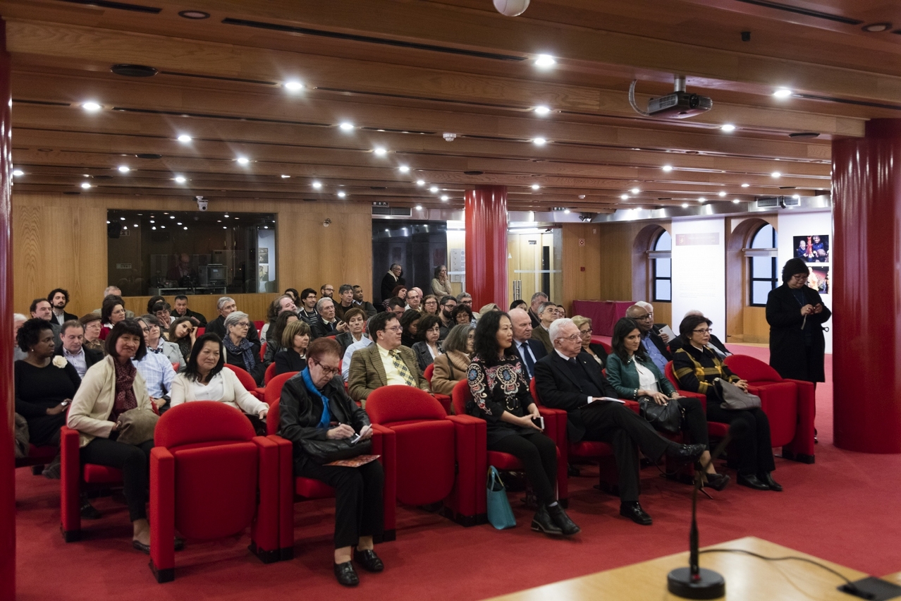 Inauguration of “Where the World Heritage Shines – Photography Exhibition of the Historic Centre of Macao” in Lisbon