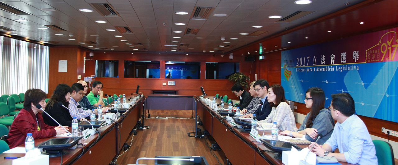 A Comissão de Assuntos Eleitorais da Assembleia Legislativa teve um encontro com três associações de cegos e deficiências visuais de Macau