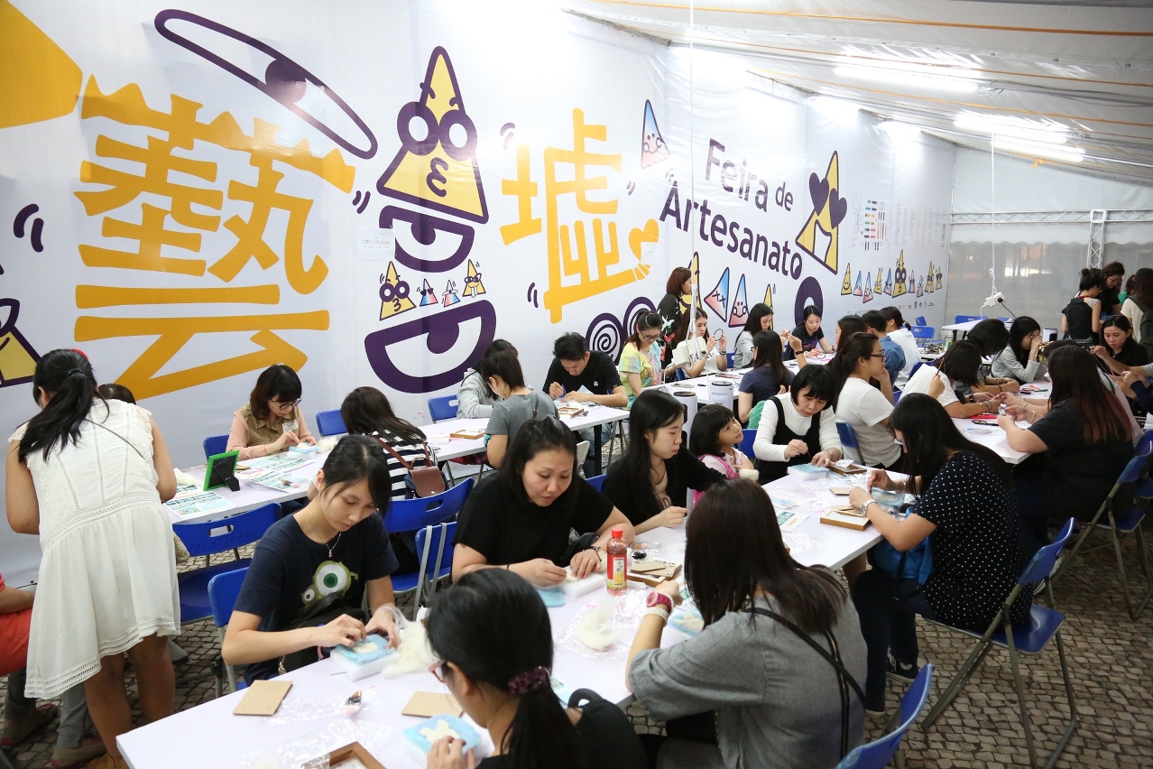 是次《塔石藝墟》設有超過三十場手作坊，歡迎公眾報名參與，體驗創意手作樂趣。