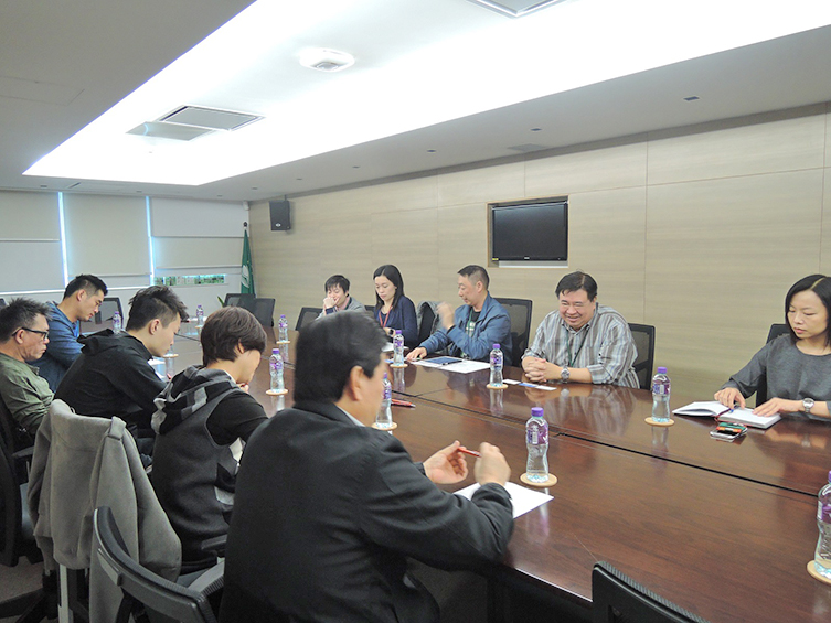 The Council met with the Macau Mobile Phones Sellers Association