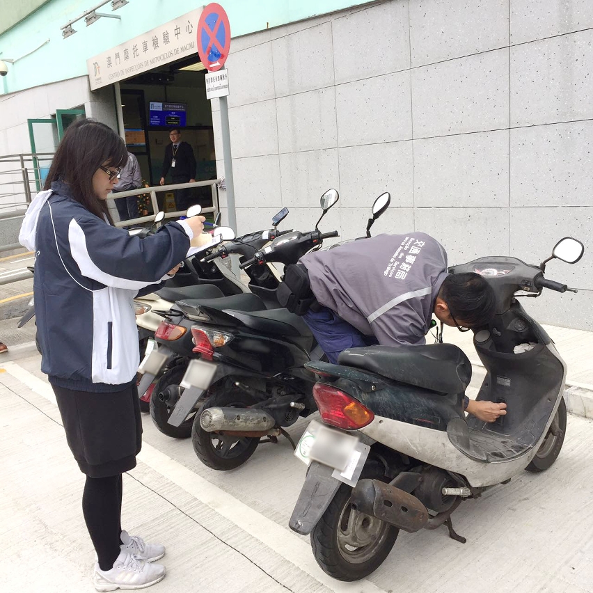 O Centro de Inspecções de Motociclos em Macau, dependente da DSAT, irá alargar o seu horário de prestação de serviços aos Sábados e Domingos, para receber os motociclos e ciclomotores com motor a dois tempos, que participem no plano e para cancelamento e abate.