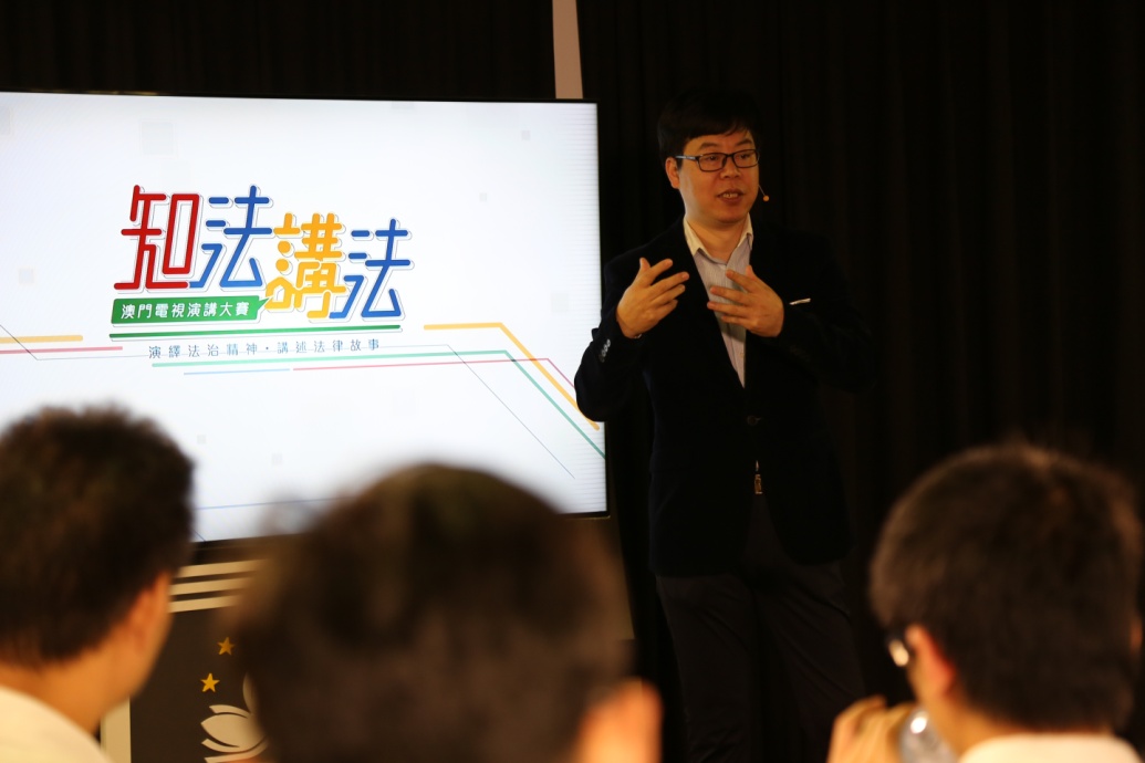 方錫源老師為選手剖析演講關鍵